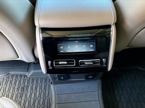 Used 2022 Lincoln Aviator Reserve w/ Equipment Group 201A image 17