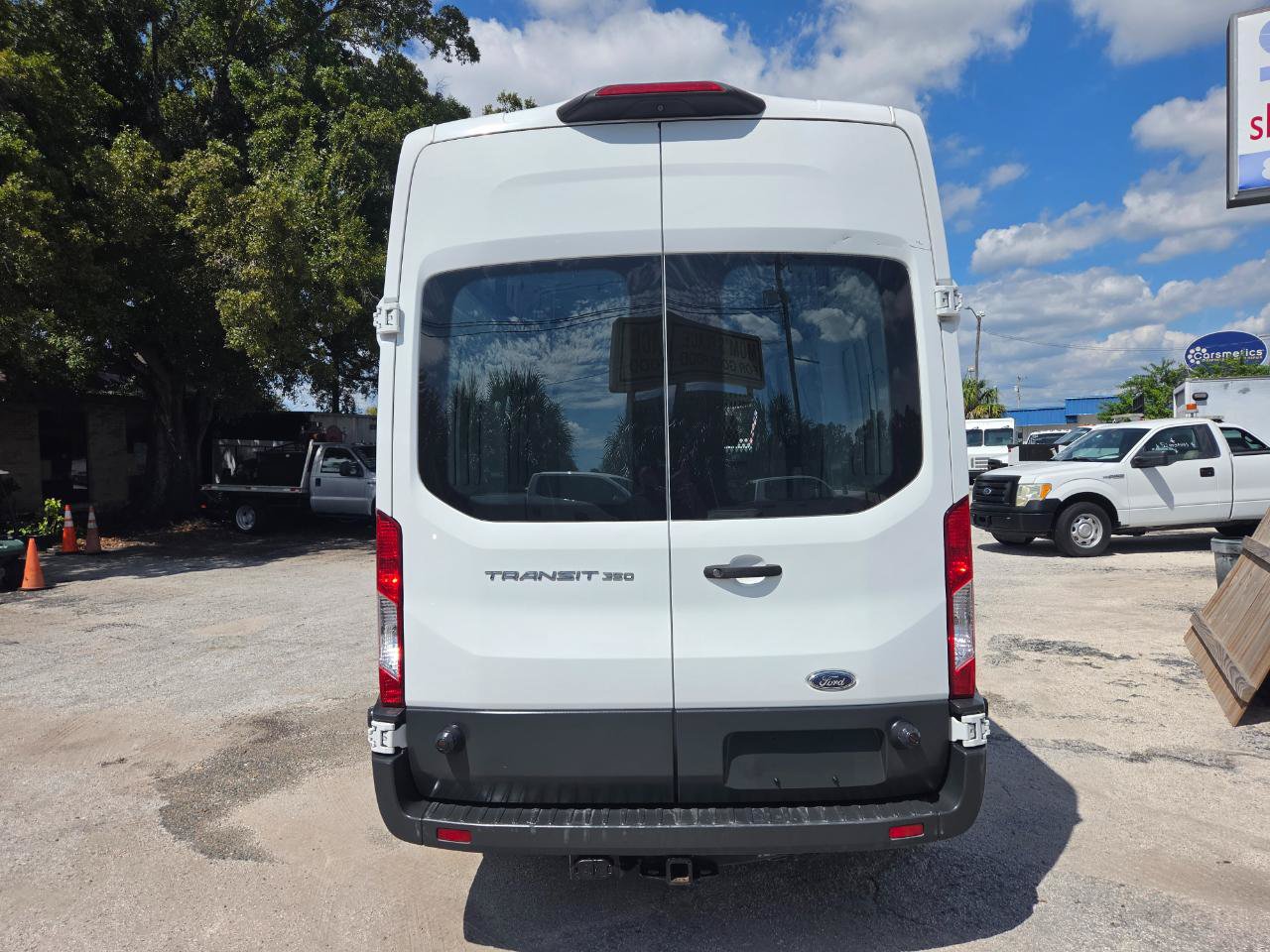 Used 2018 Ford Transit 350 148 High Roof RWD image 9