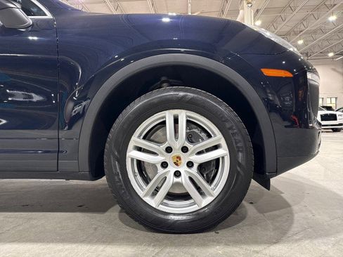 Used 2016 Porsche Cayenne image 21