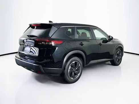 Used 2025 Nissan Rogue SV image 9