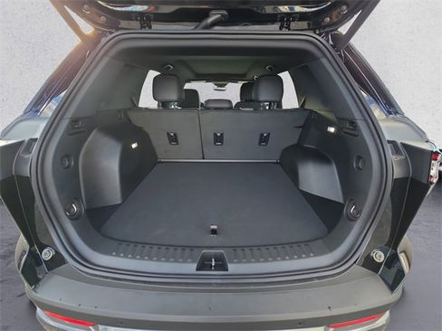 New 2026 Chevrolet Equinox ACTIV image 16