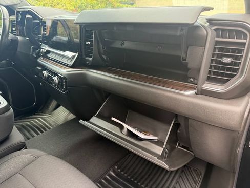 Used 2024 GMC Sierra 1500 Elevation w/ X31 Off-Road Package AWD/4WD image 30