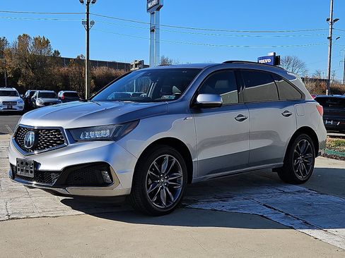 Used 2019 Acura MDX A-Spec image 3