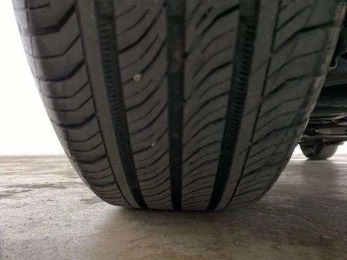 Used 2021 Nissan Versa S image 91