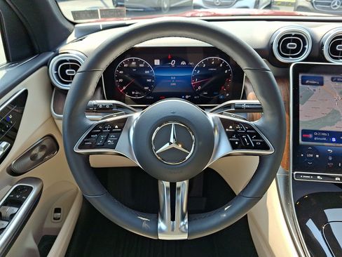 Certified 2026 Mercedes-Benz GLC 300 4MATIC image 18