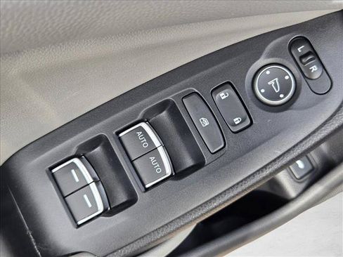 Used 2020 Honda Accord EX-L image 11