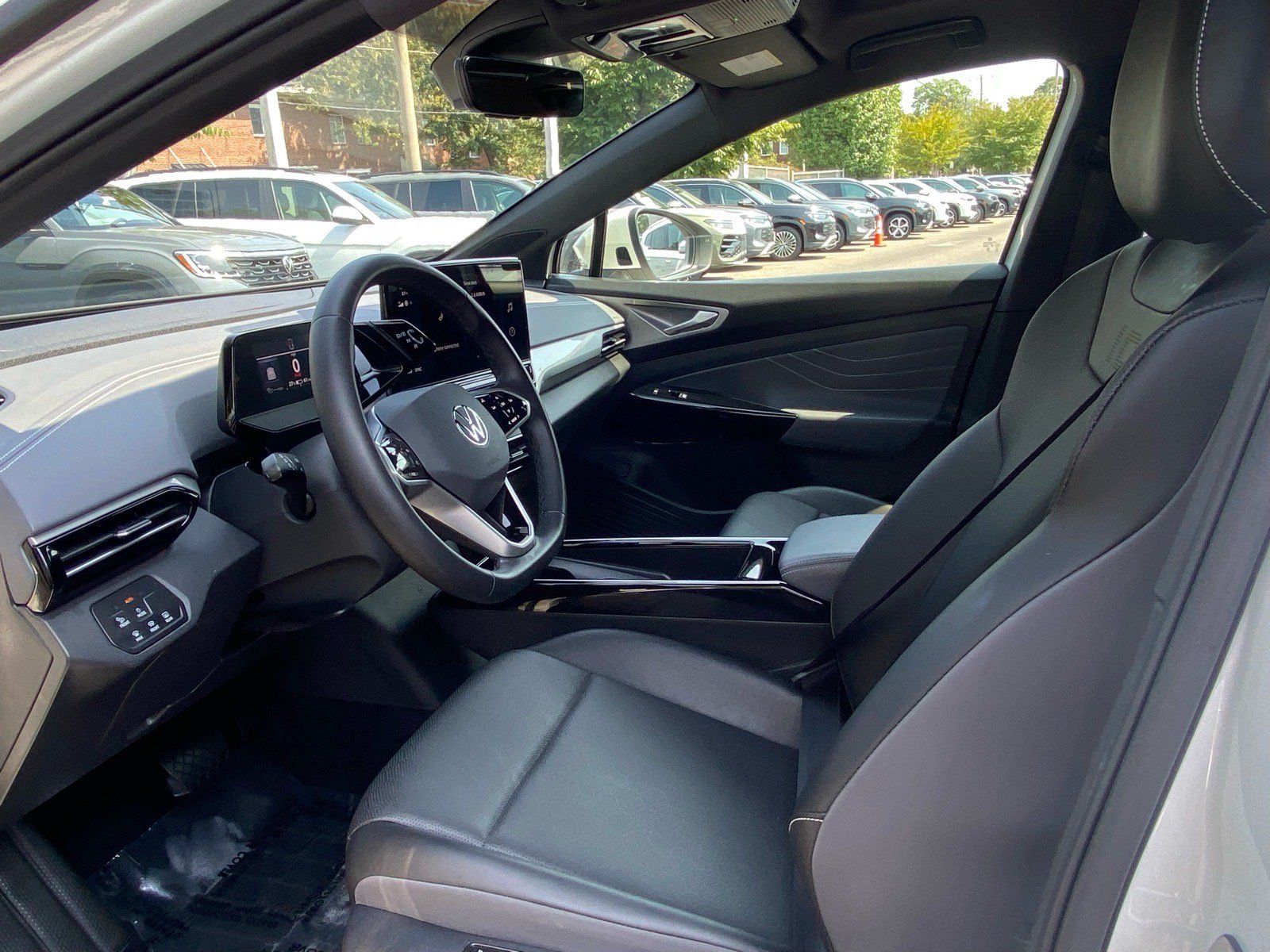 Used 2023 Volkswagen ID.4 Pro S AWD/4WD image 12