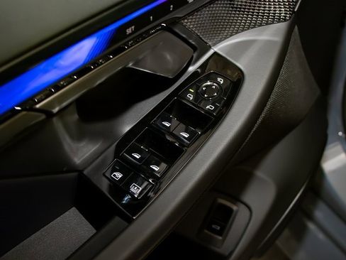 New 2026 BMW M5 w/ Executive Package image 14