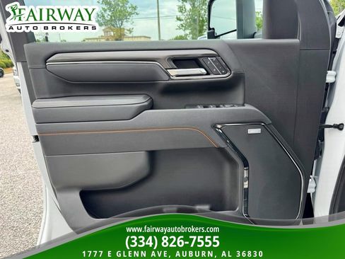 Used 2025 GMC Sierra 2500 AT4 w/ AT4 Premium Plus Package AWD/4WD image 26