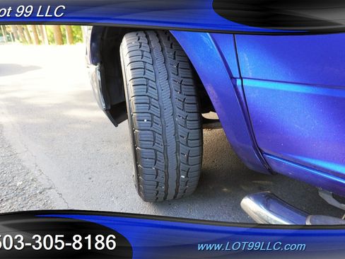 Used 2019 RAM 1500 Laramie w/ Convenience Group AWD/4WD image 4
