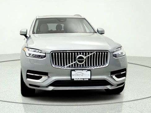 Used 2024 Volvo XC90 T8 Ultimate w/ Protection Package Premier AWD/4WD image 2