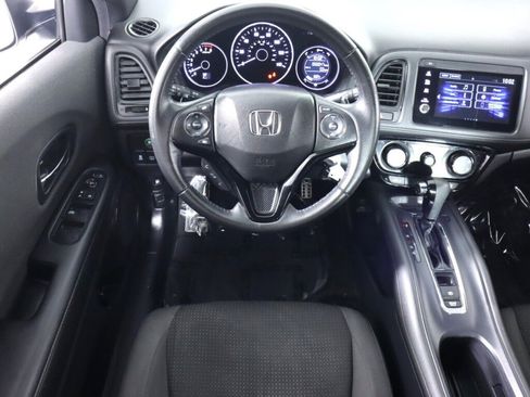 Used 2019 Honda HR-V Sport image 27