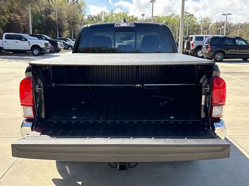 Used 2021 Toyota Tacoma SR5 image 29