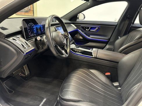Certified 2022 Mercedes-Benz S 500 4MATIC w/ AMG Line Package image 6