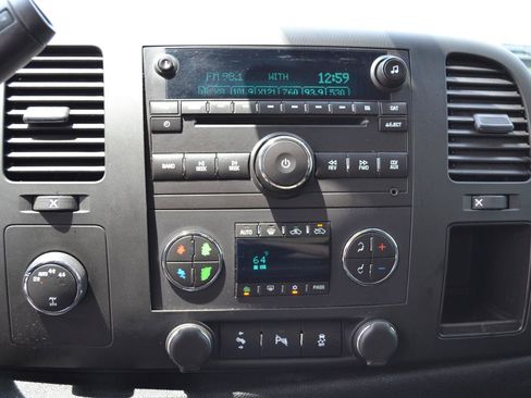 Used 2012 Chevrolet Silverado 1500 LT w/ All-Star Edition AWD/4WD image 18