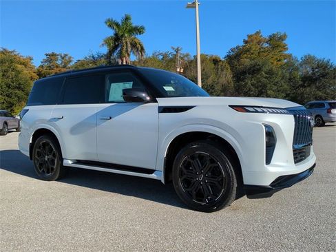 New 2026 INFINITI QX80 4WD image 2