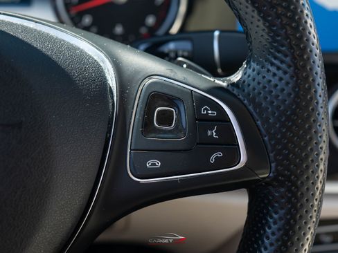 Used 2017 Mercedes-Benz E 300 image 22