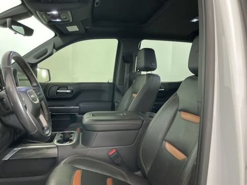 Used 2020 GMC Sierra 1500 AT4 w/ Off-Road Performance Package AWD/4WD image 17