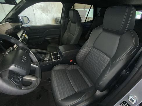 New 2026 Toyota 4Runner TRD Sport Premium AWD/4WD image 11