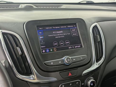 Used 2021 Chevrolet Equinox LT image 21