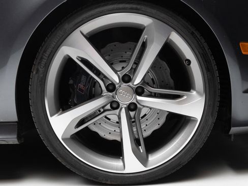 Used 2016 Audi RS 7 Prestige w/ Carbon-Optic Package image 38