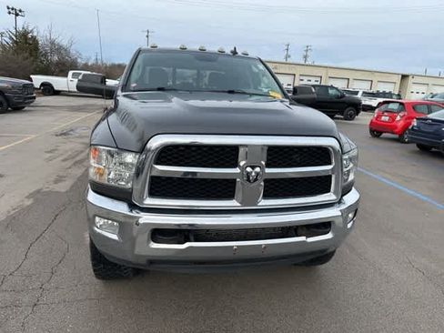 Used 2018 RAM 2500 SLT w/ Snow Chief Group image 25