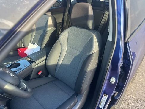 Used 2023 Nissan Rogue SV image 10