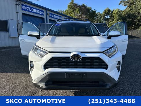 Used 2019 Toyota RAV4 XLE image 35