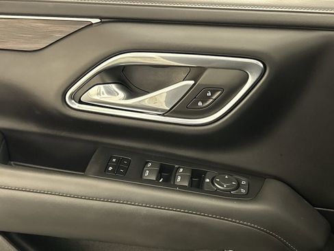 Used 2024 Chevrolet Tahoe LT image 18