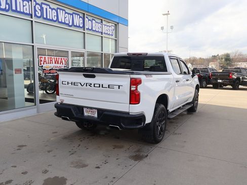 Used 2020 Chevrolet Silverado 1500 LT Trail Boss image 3