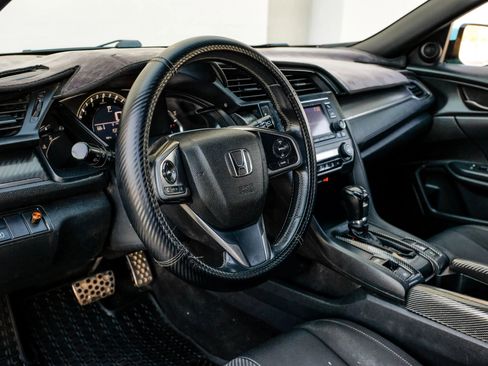 Used 2017 Honda Civic Sport image 22