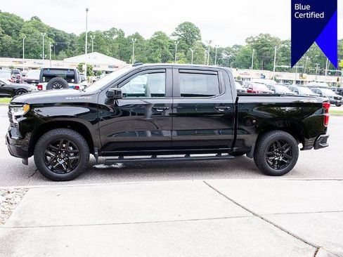 Used 2023 Chevrolet Silverado 1500 RST w/ Convenience Package II AWD/4WD image 3