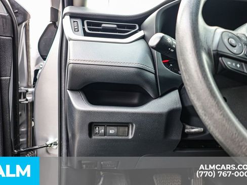 Used 2021 Toyota RAV4 LE image 26