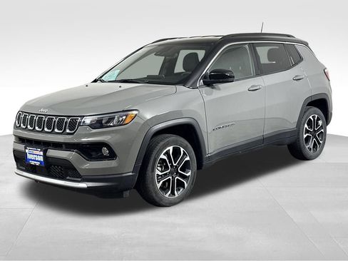 Used 2023 Jeep Compass Limited image 5