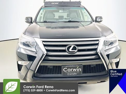 Used 2017 Lexus GX 460 AWD/4WD image 2