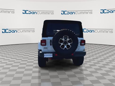 Used 2022 Jeep Wrangler Unlimited Rubicon image 7
