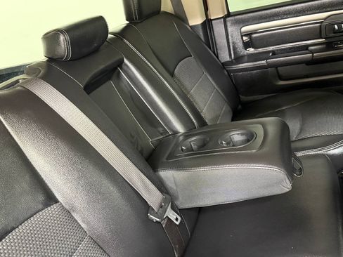 Used 2018 RAM 2500 Lone Star w/ Sport Appearance Group AWD/4WD image 33