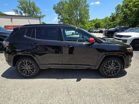 Used 2023 Jeep Compass Limited w/ Elite Group for (Red) Edition AWD/4WD image 9