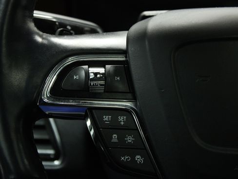 Used 2023 Lincoln Navigator L Reserve image 24