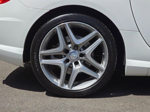 Used 2016 Mercedes-Benz SLK 350 image 32