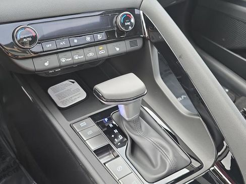New 2026 Hyundai Elantra SEL Sport Premium FWD image 17