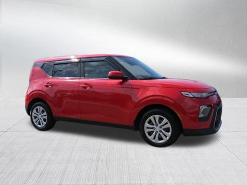 Used 2021 Kia Soul LX FWD image 2