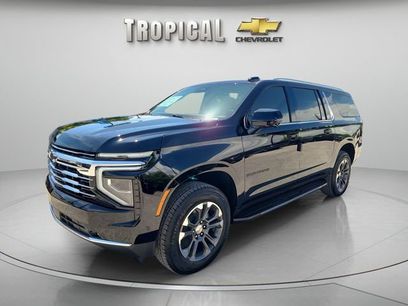New 2026 Chevrolet Suburban LT w/ Comfort Package