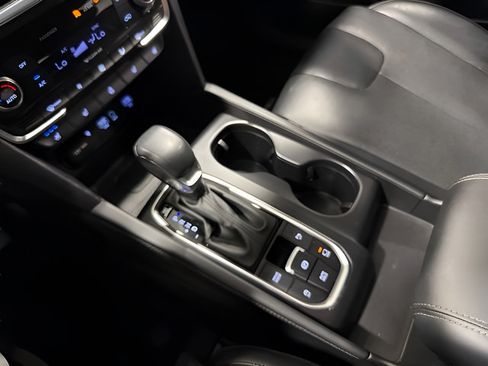 Used 2019 Hyundai Santa Fe FWD image 26