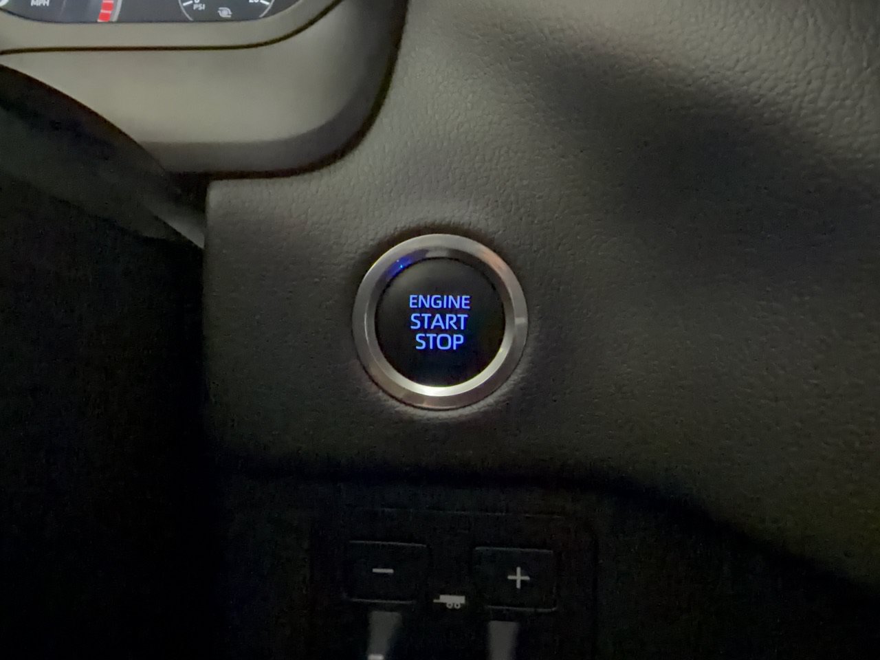 Used 2024 Toyota Tundra Limited AWD/4WD image 20