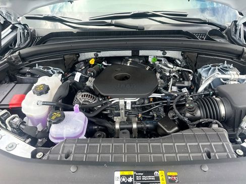 New 2026 Jeep Grand Cherokee L Limited RWD image 34