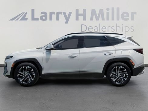 New 2026 Hyundai Tucson Limited image 3