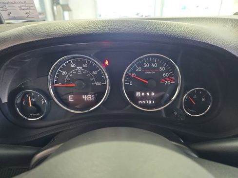 Used 2014 Jeep Wrangler Unlimited Rubicon AWD/4WD image 14