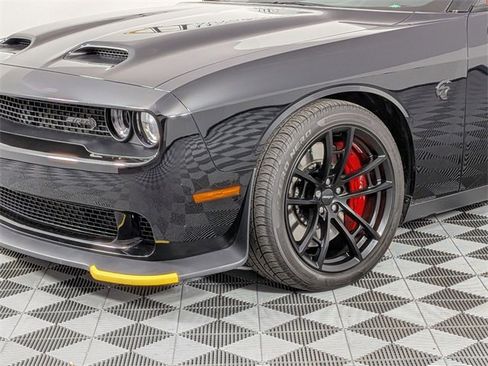 Used 2023 Dodge Challenger SRT Hellcat image 7