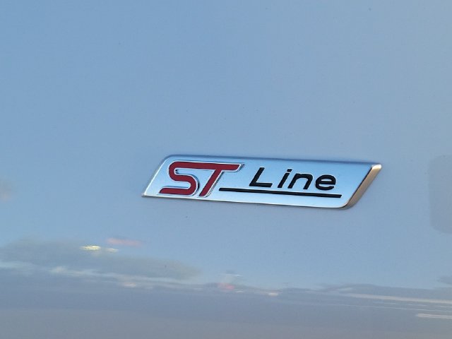 Used 2026 Ford Explorer ST-Line w/ ST-Line Street Pack RWD image 27